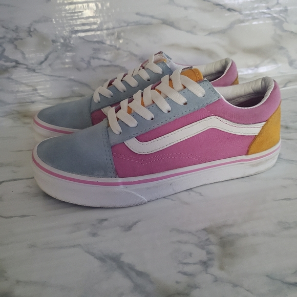 vans color pink
